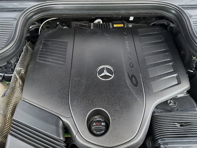 Used 2024 Mercedes-Benz GLS 450 4MATIC image 33