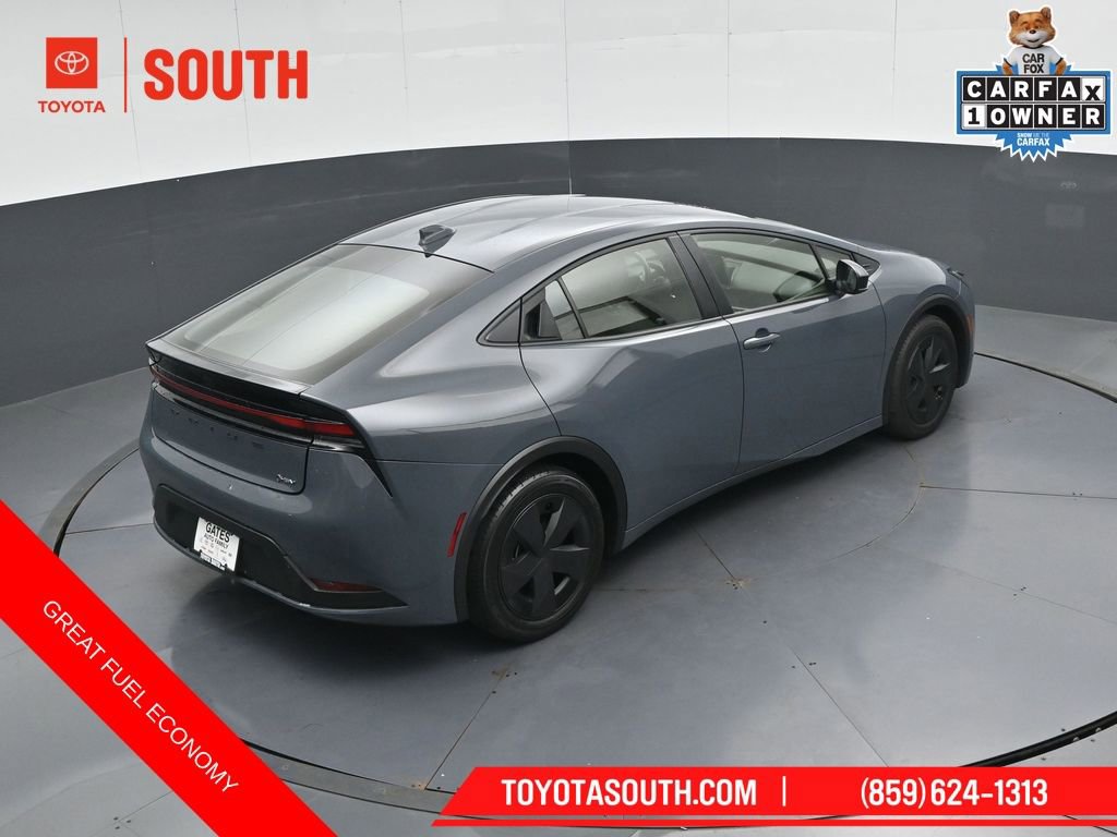Used 2025 Toyota Prius LE FWD image 46