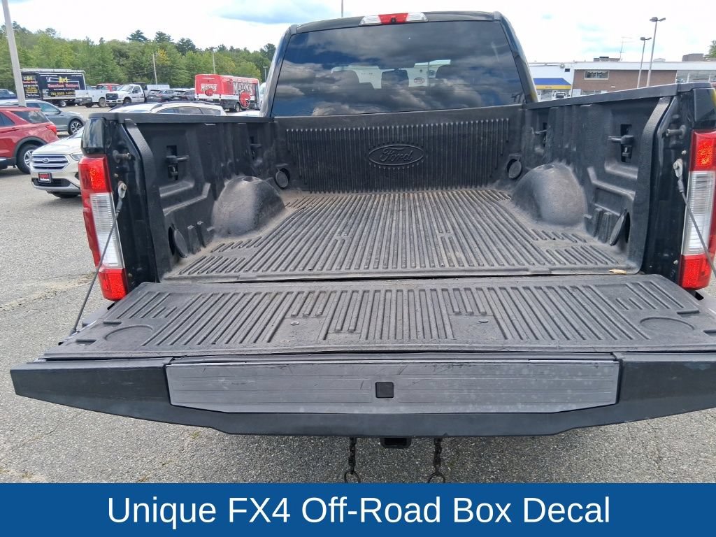 Used 2017 Ford F250 XLT w/ FX4 Off-Road Package AWD/4WD image 11