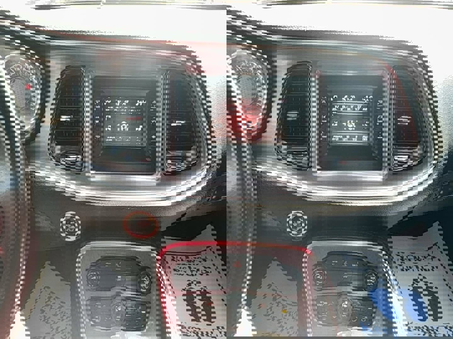 Used 2016 Dodge Challenger SXT image 20