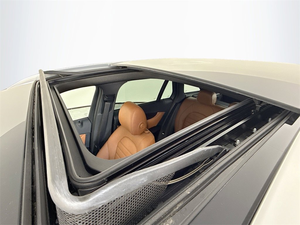 Used 2016 Mercedes-Benz GLC 300 4MATIC image 22