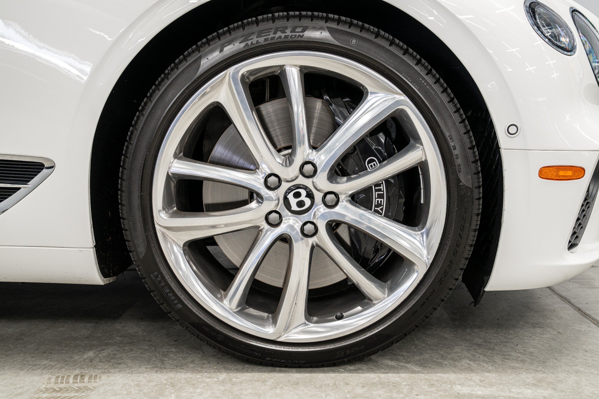 Used 2024 Bentley Continental GT Mulliner AWD/4WD image 43