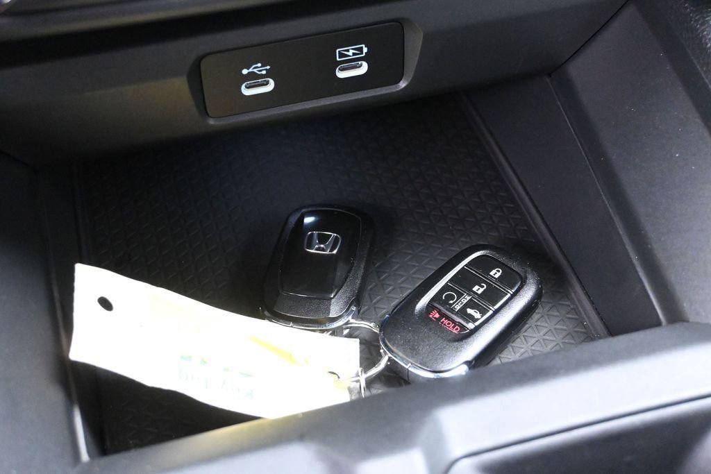 Certified 2023 Honda Accord EX image 16