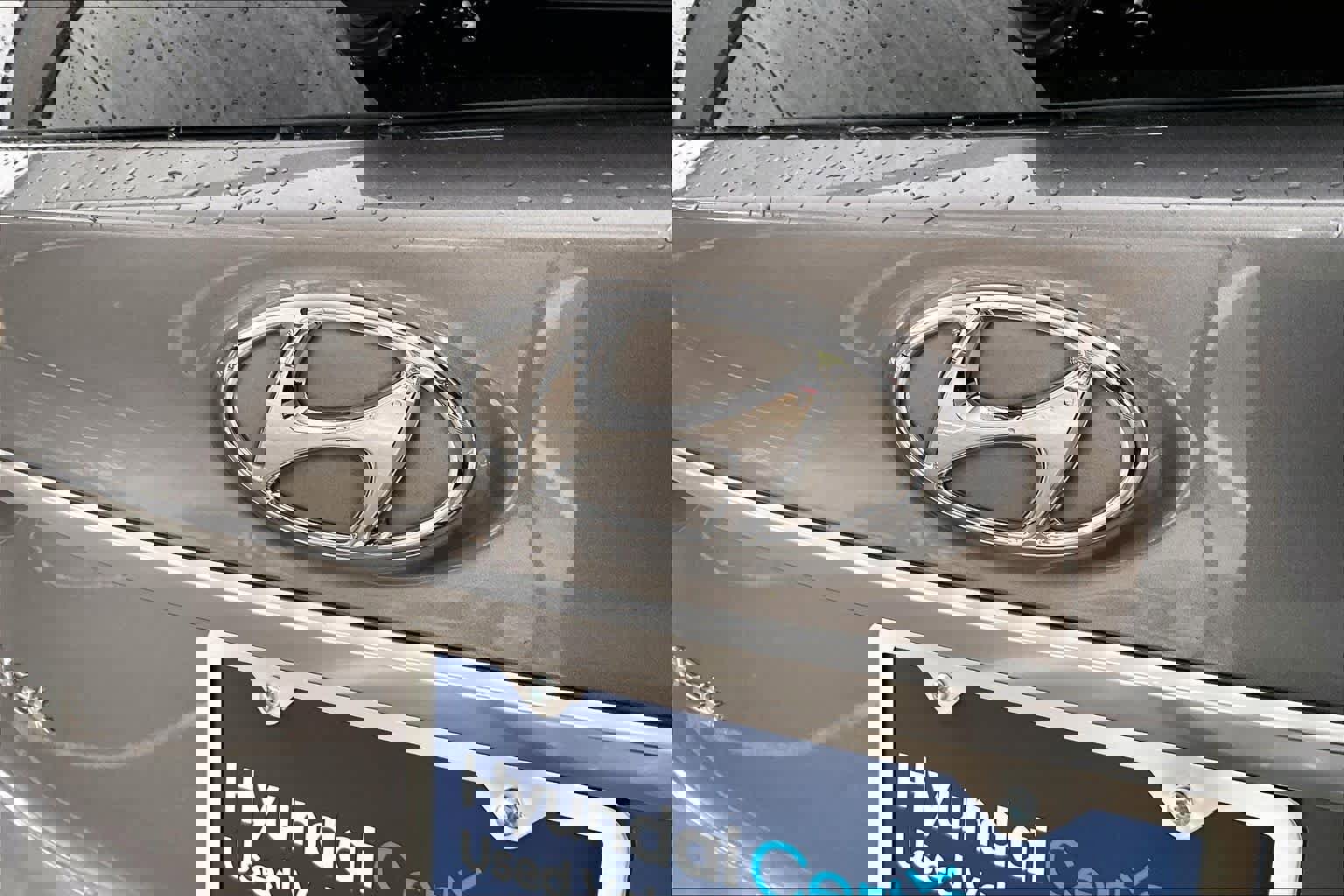 Used 2020 Hyundai Santa Fe SEL w/ Convenience Package image 26