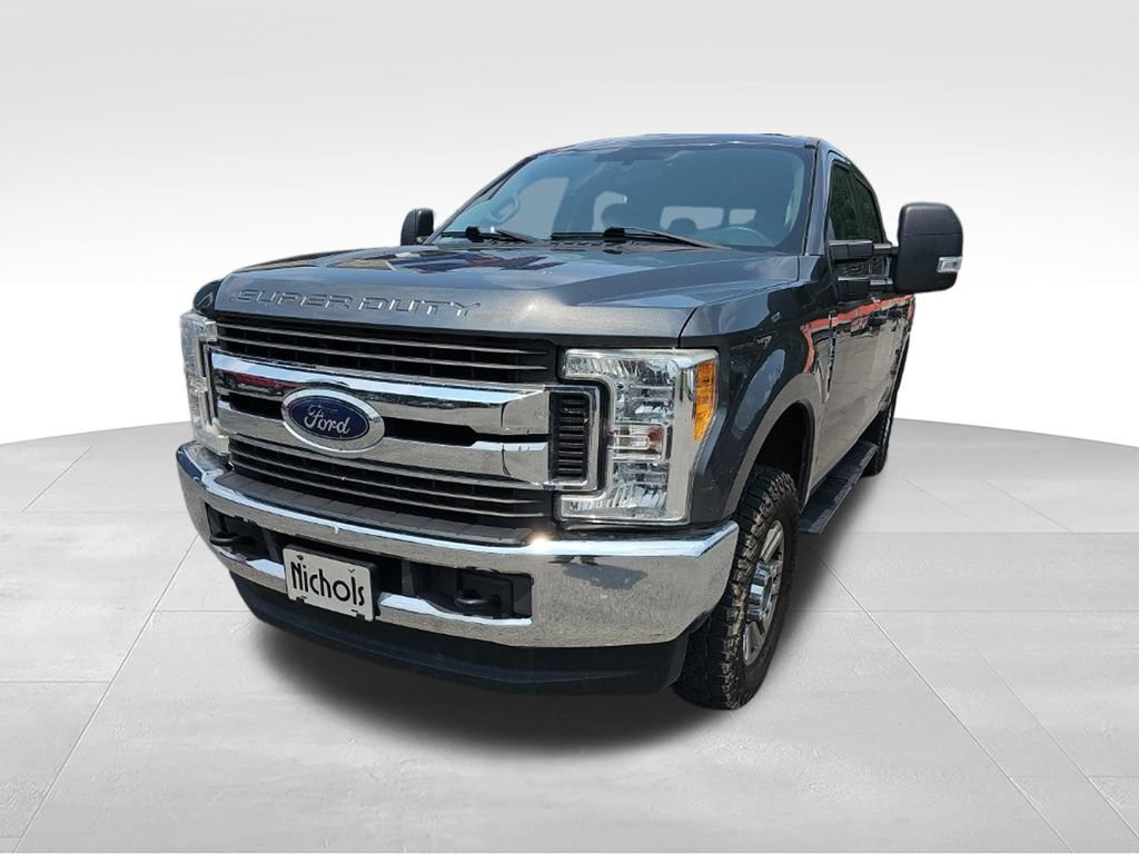 Used 2017 Ford F250 XLT AWD/4WD image 13