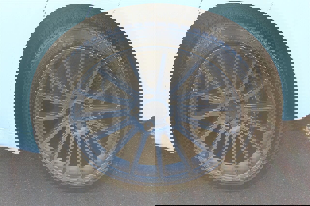 Used 2015 Porsche Panamera 4 image 30