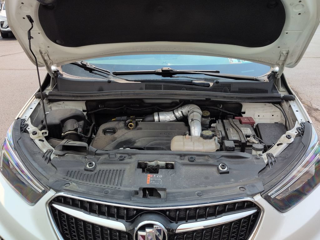 Used 2021 Buick Encore Preferred AWD/4WD image 17
