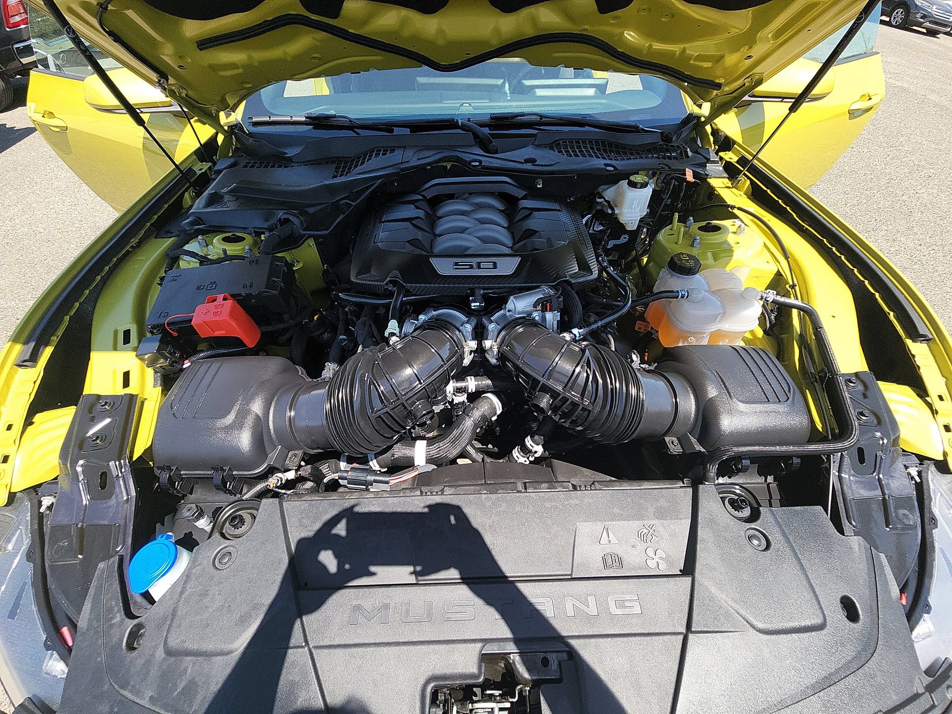 Used 2025 Ford Mustang GT RWD image 17
