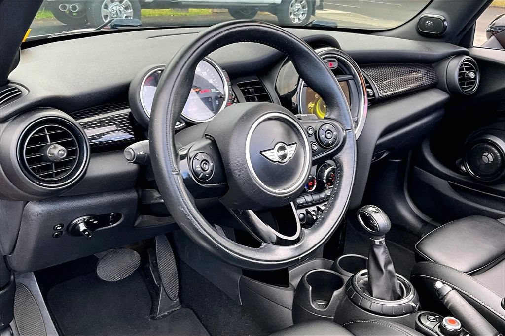 Used 2016 MINI Cooper S FWD image 13