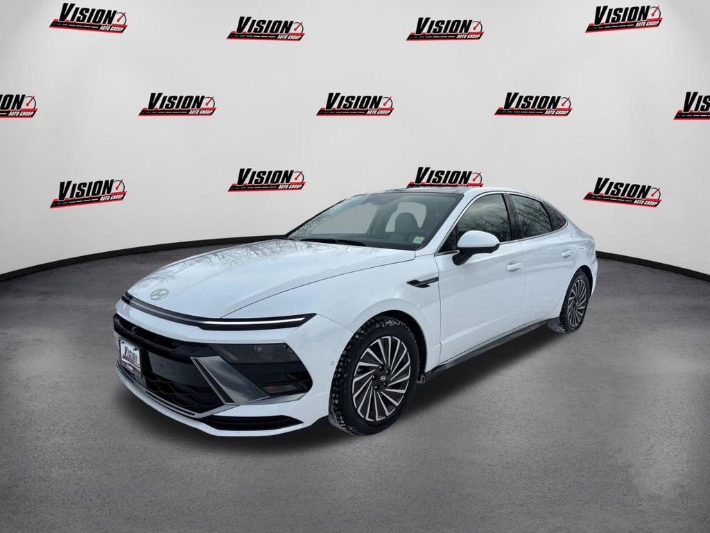 Used 2025 Hyundai Sonata Limited image 1