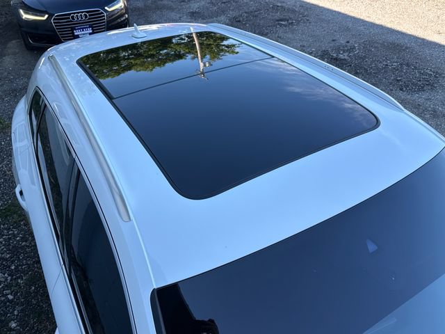 Used 2019 Audi Q5 2.0T Premium w/ Convenience Package AWD/4WD image 13