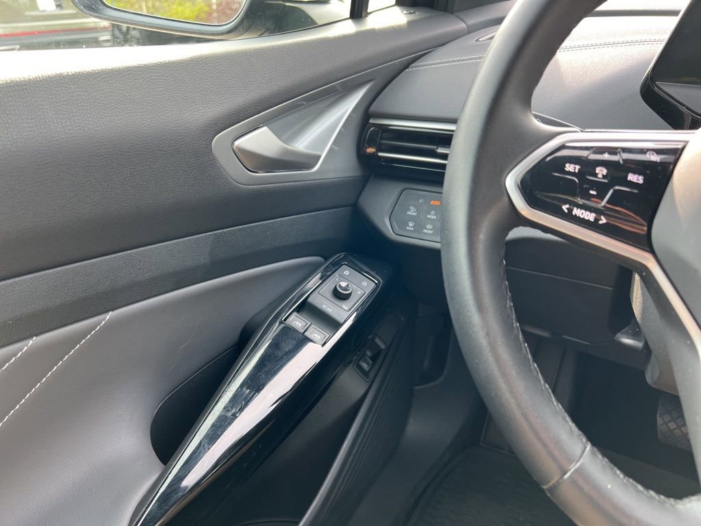 Used 2023 Volkswagen ID.4 Pro S image 18