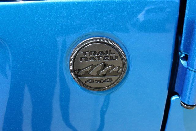 Used 2024 Jeep Wrangler Willys image 9