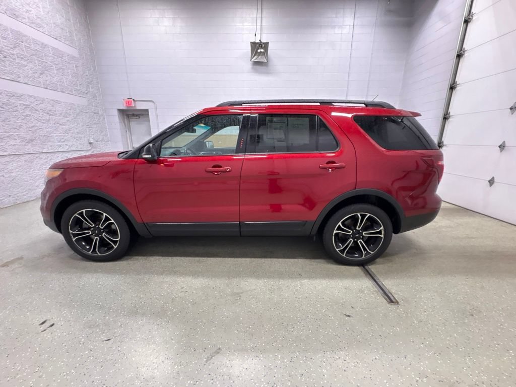 Used 2015 Ford Explorer Sport w/ Equipment Group 401A AWD/4WD image 7