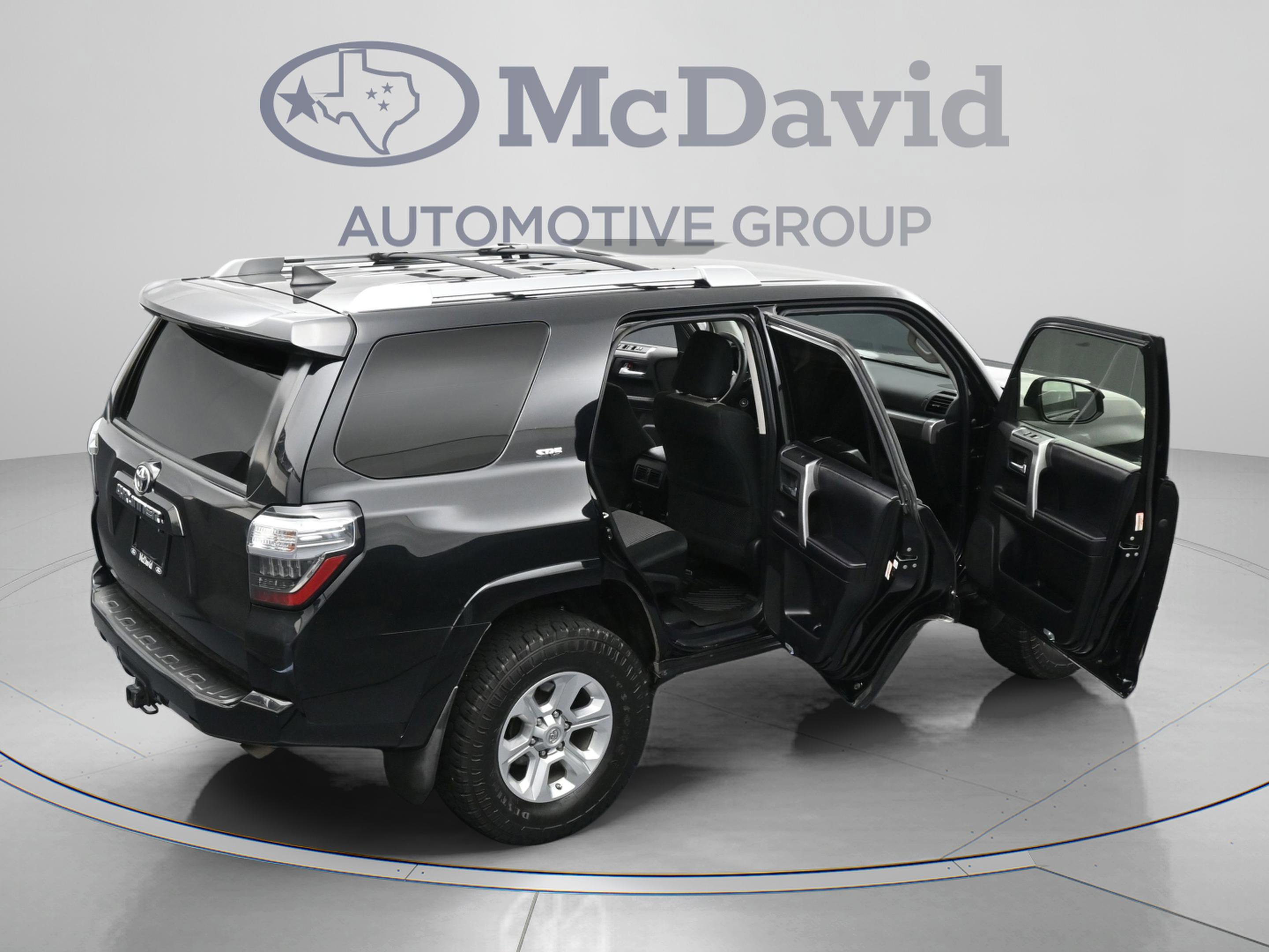 Used 2017 Toyota 4Runner SR5 RWD image 45