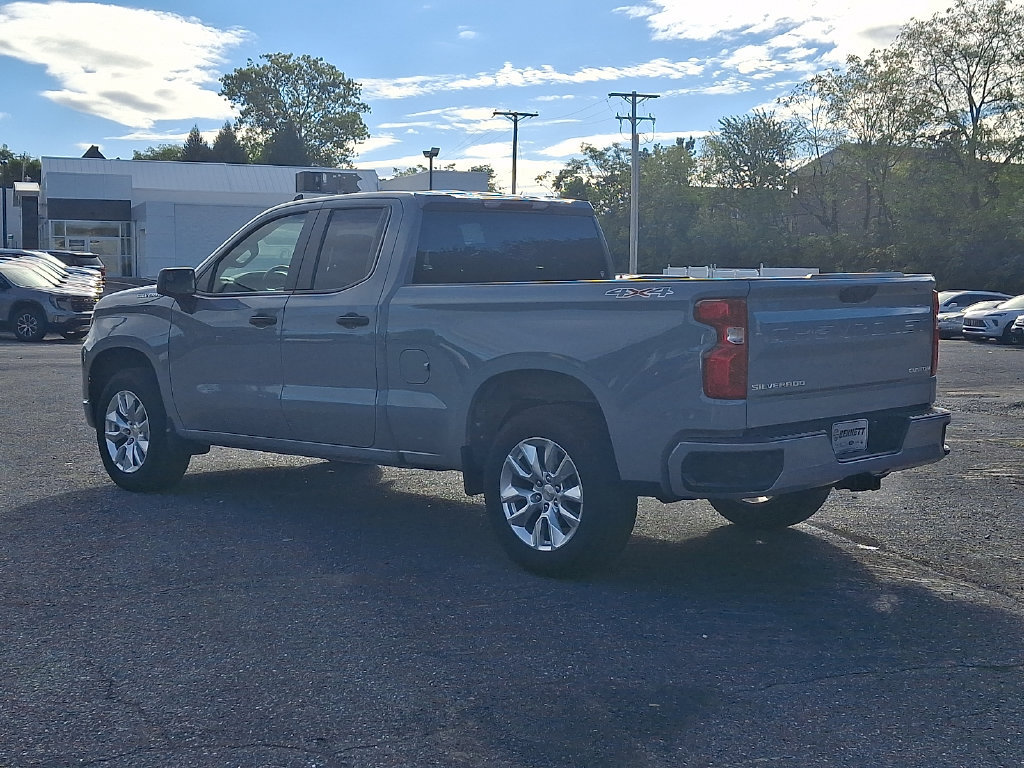 Used 2025 Chevrolet Silverado 1500 Custom AWD/4WD image 4