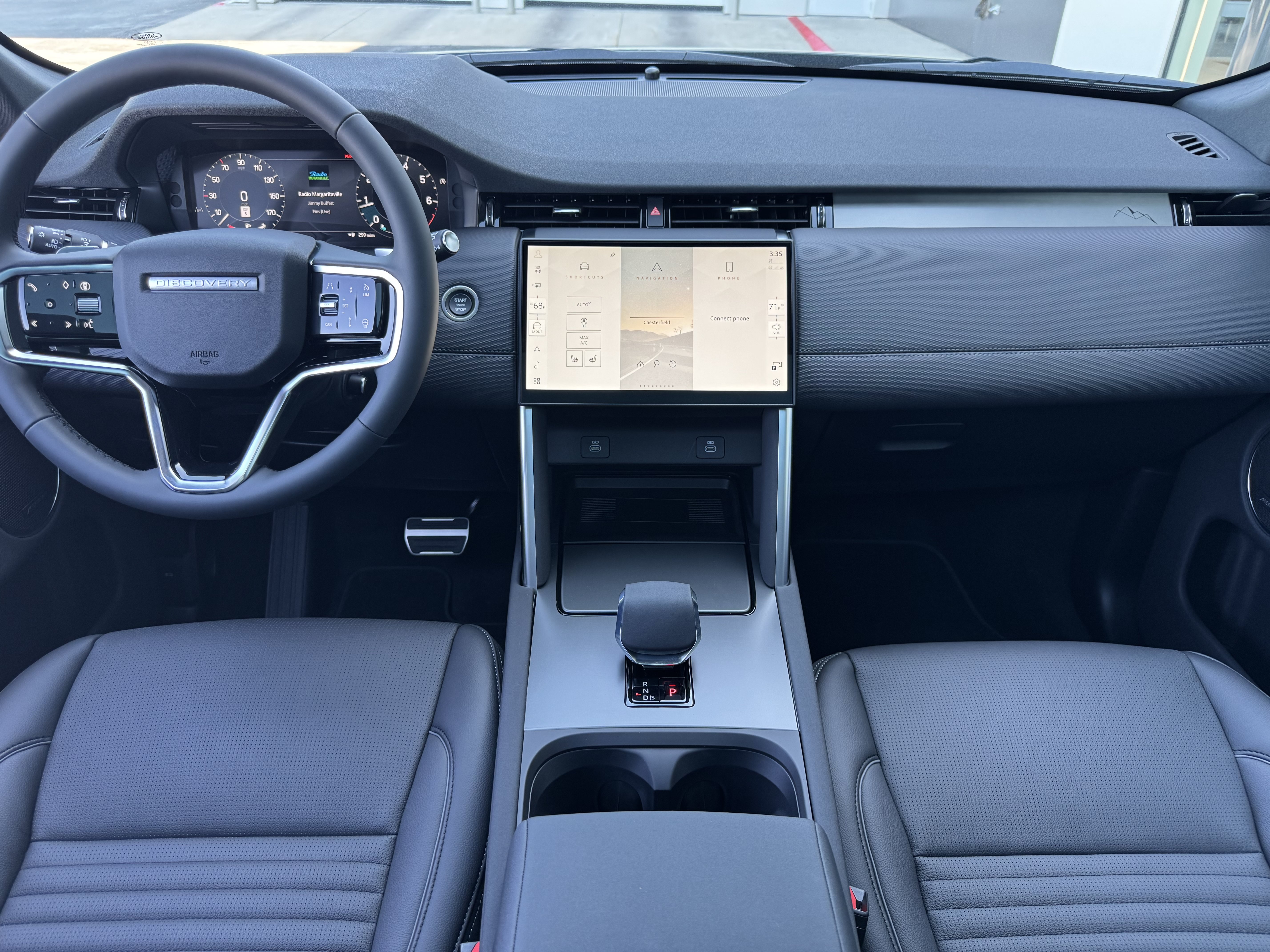 New 2026 Land Rover Discovery Sport Landmark AWD/4WD image 4