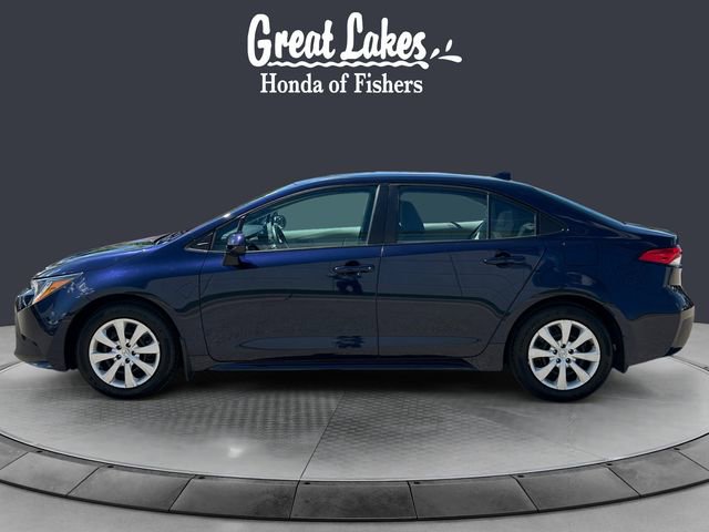Used 2022 Toyota Corolla LE FWD image 2