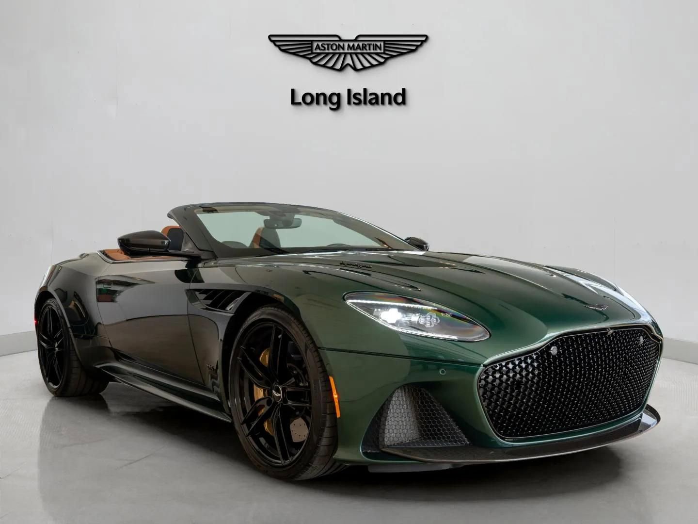 Used 2021 Aston Martin DBS Superleggera Volante image 5