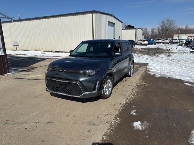Used 2023 Kia Soul LX w/ LX Technology Package image 3