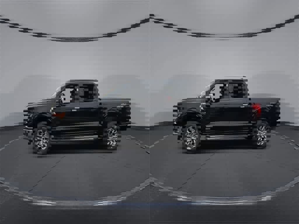 New 2025 Ford F150 XLT w/ Equipment Group 303A High image 4