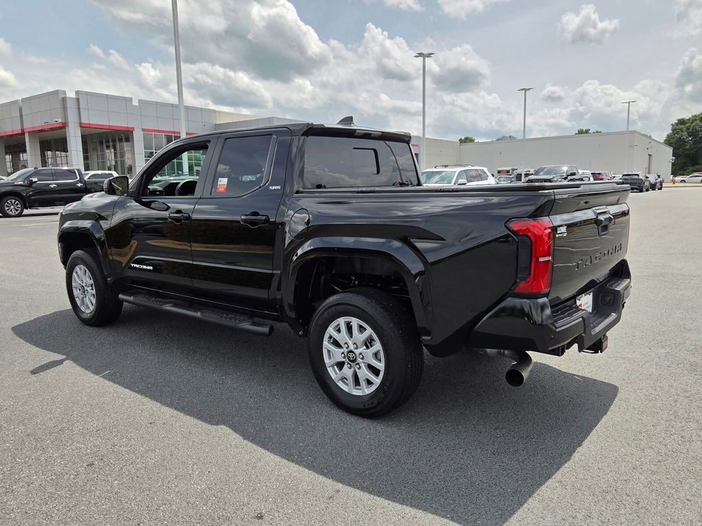 Used 2024 Toyota Tacoma SR5 w/ SR5 Upgrade Package RWD image 9