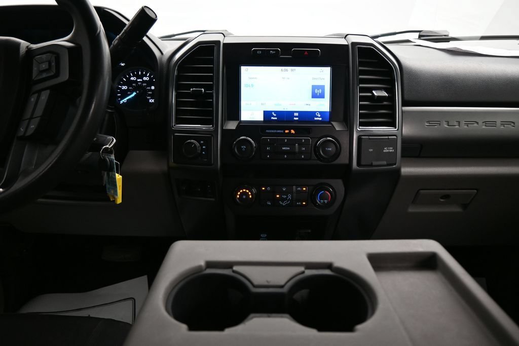 Used 2022 Ford F350 XLT AWD/4WD image 17