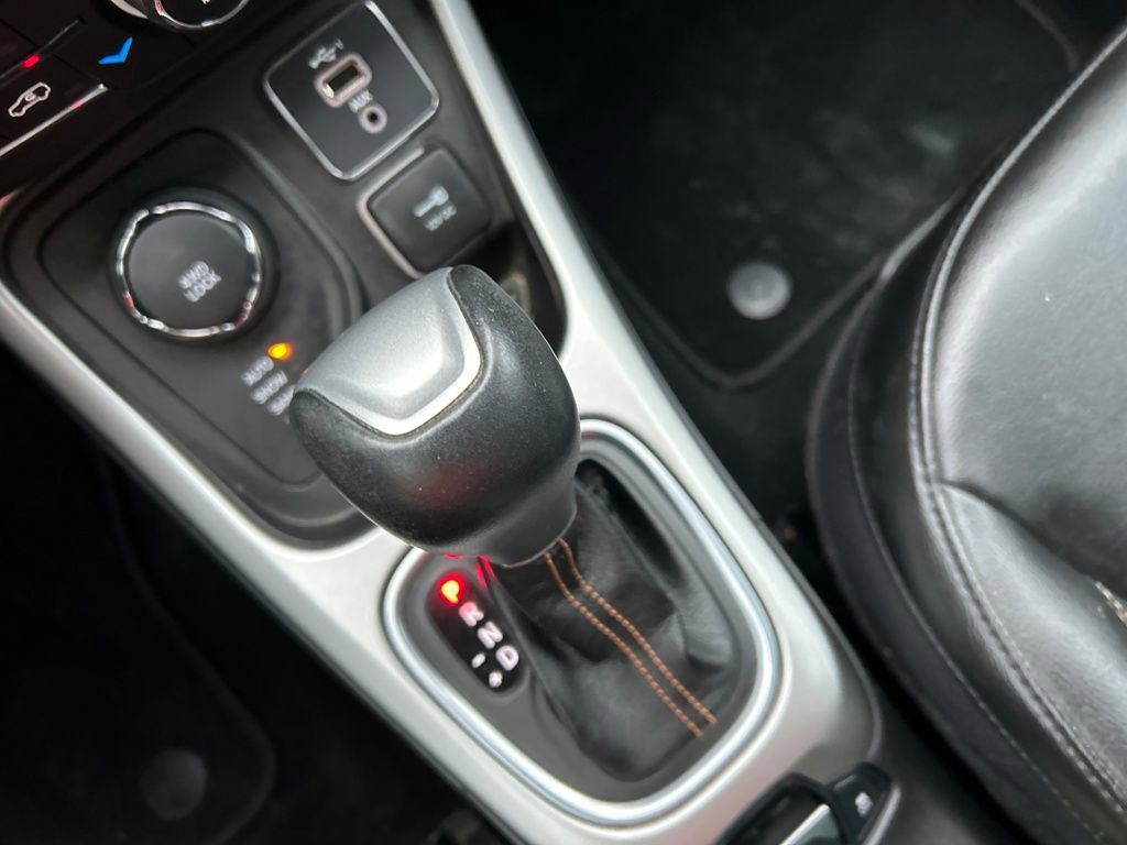 Used 2020 Jeep Compass Latitude image 21