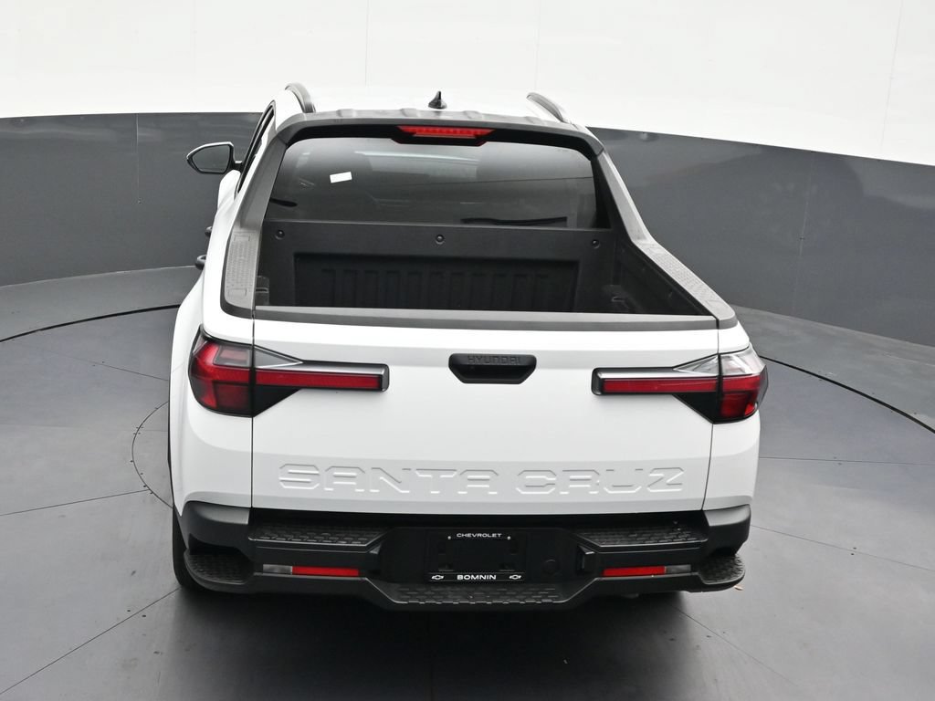 Used 2025 Hyundai Santa Cruz SEL FWD image 18