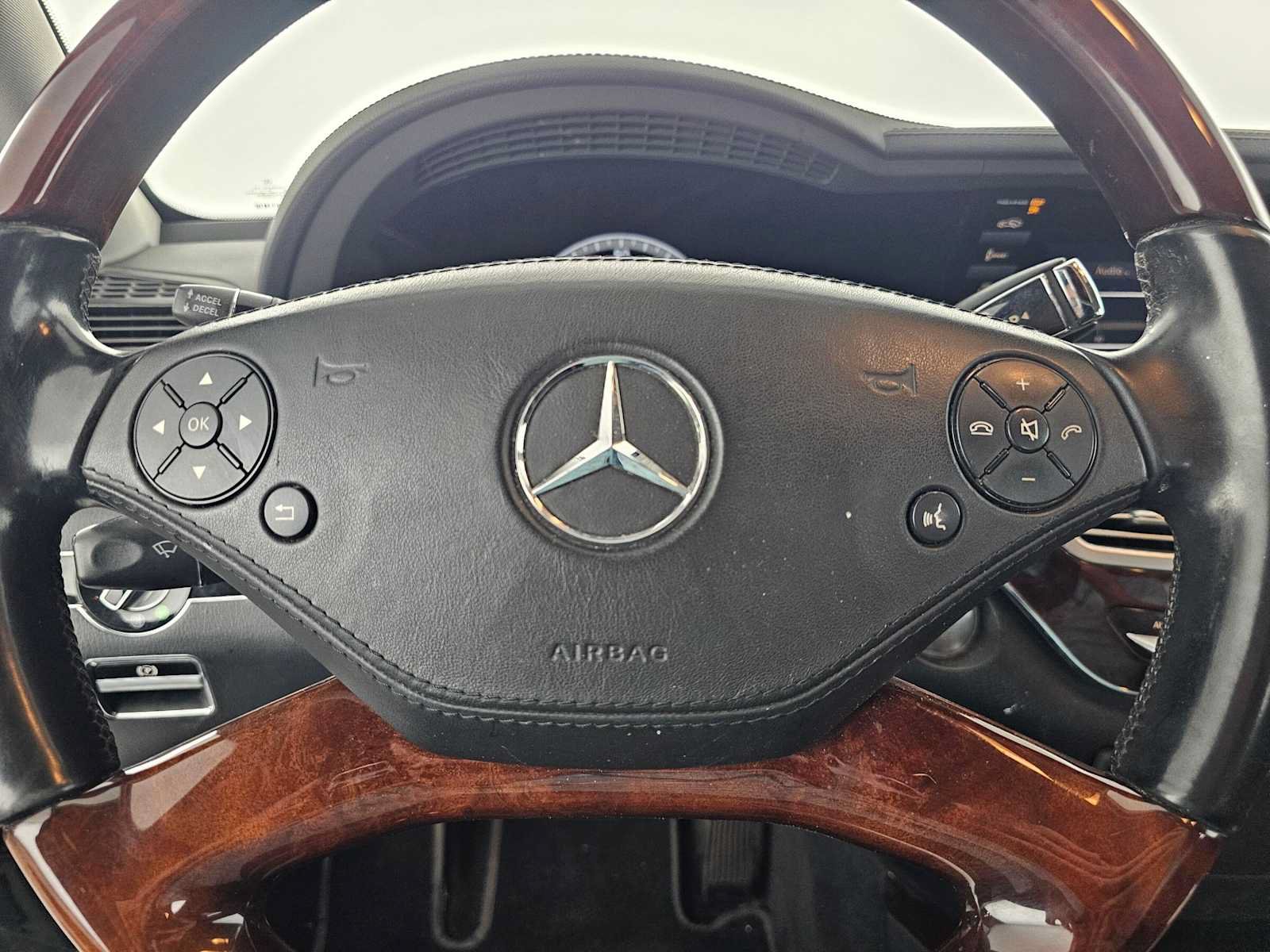 Used 2012 Mercedes-Benz S 550 image 22