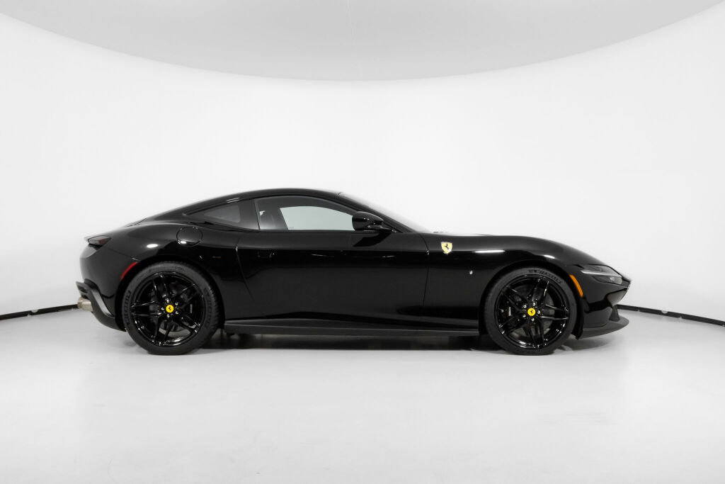 Used 2024 Ferrari Roma image 10