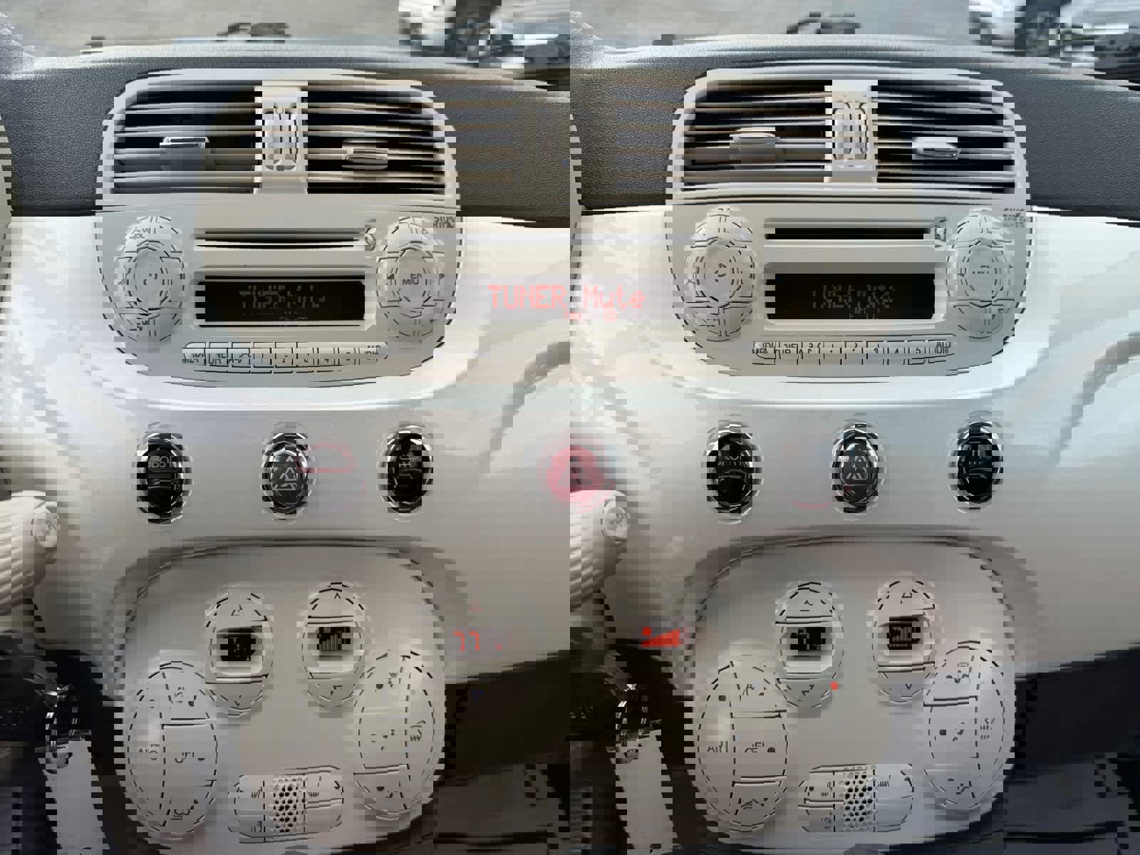 Used 2014 FIAT 500 Lounge w/ Luxury Leather Package image 22