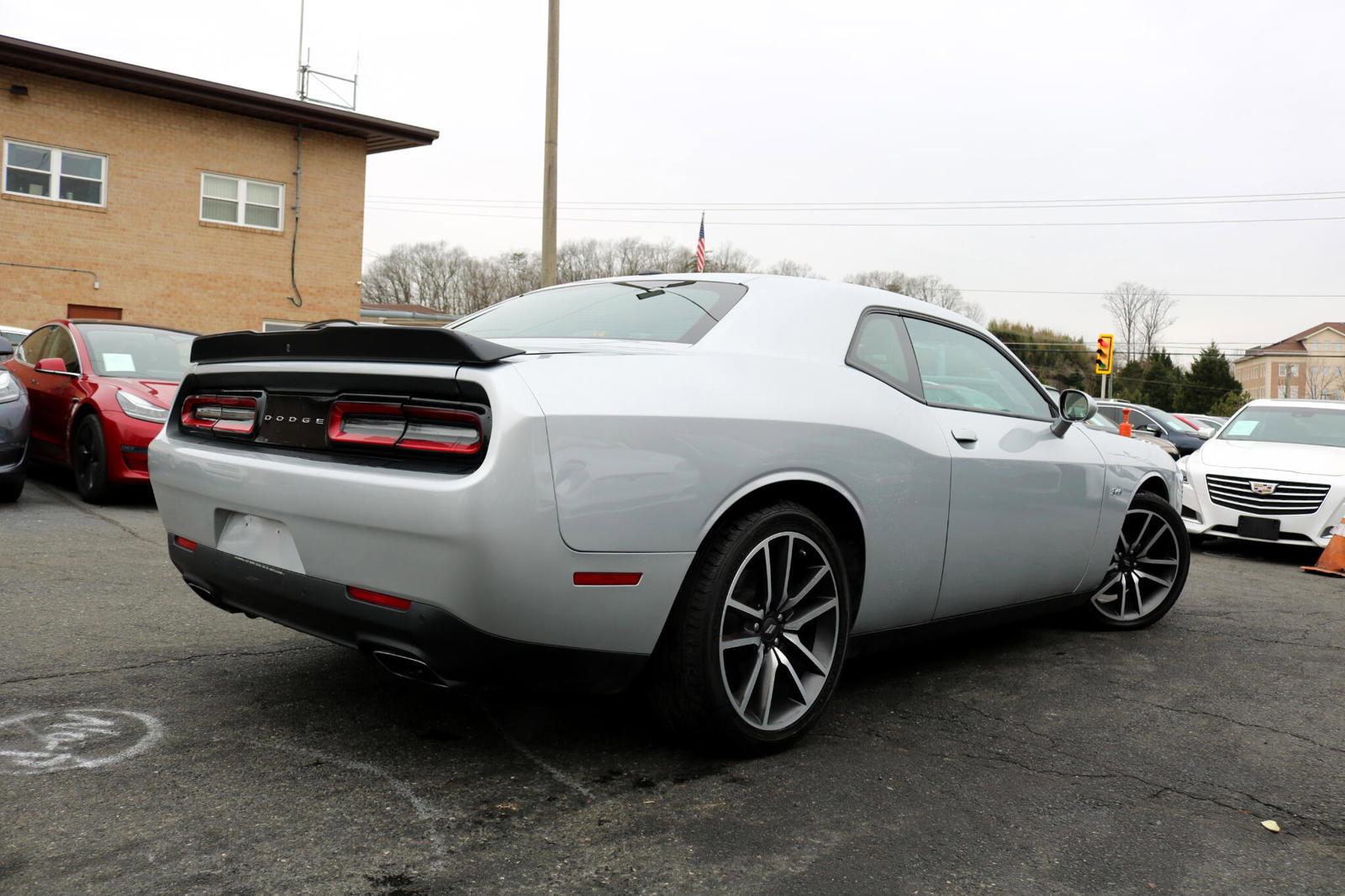 Used 2023 Dodge Challenger R/T image 2