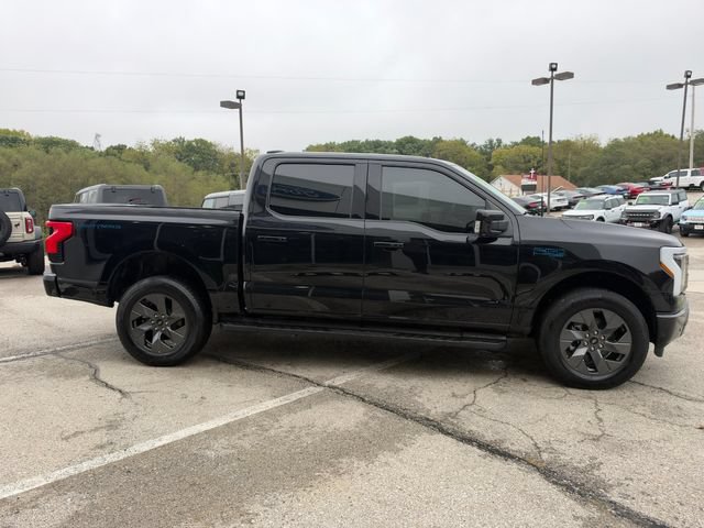 Used 2024 Ford F150 Lightning Lariat AWD/4WD image 8