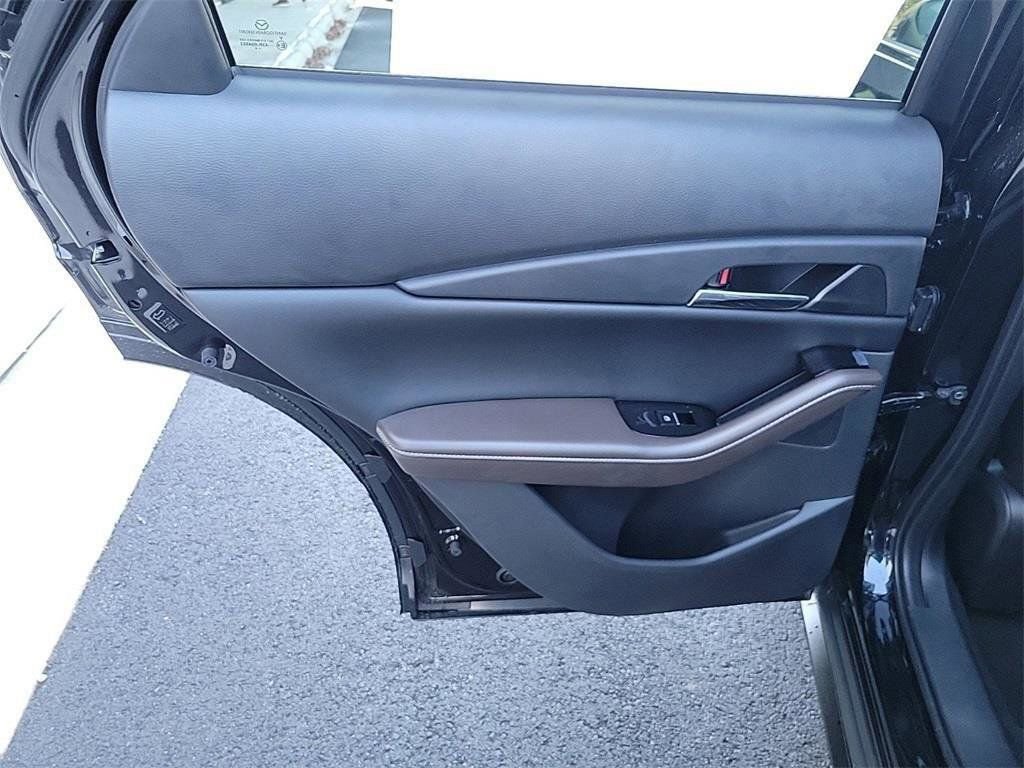 Certified 2025 MAZDA CX-30 2.5 Turbo w/ Premium Package image 15