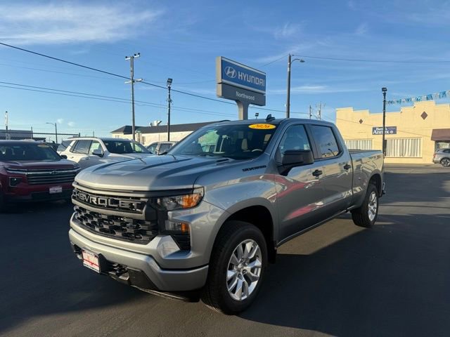 New 2026 Chevrolet Silverado 1500 Custom w/ LPO, Dark Essentials Package