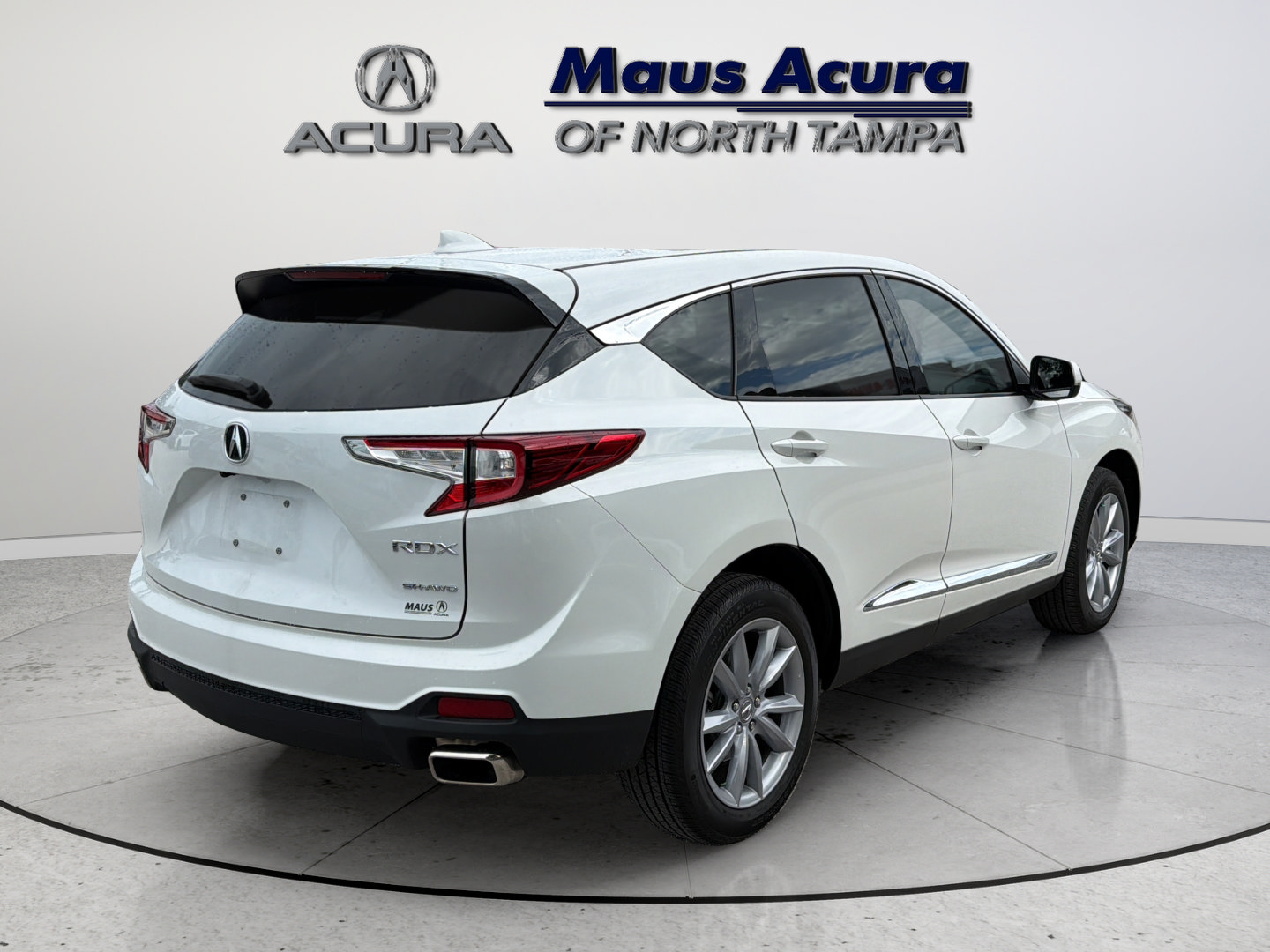 Used 2024 Acura RDX SH-AWD image 10