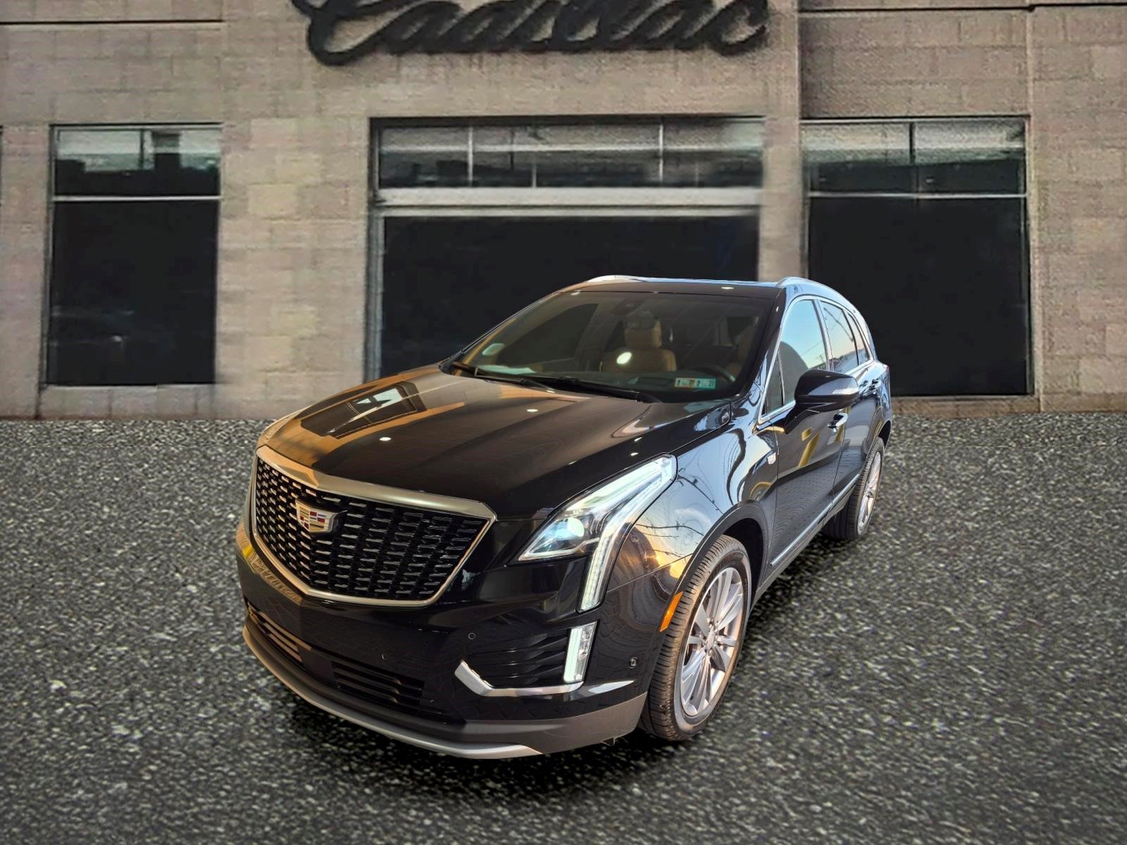 Certified 2023 Cadillac XT5 Premium Luxury w/ Technology Package AWD/4WD image 1