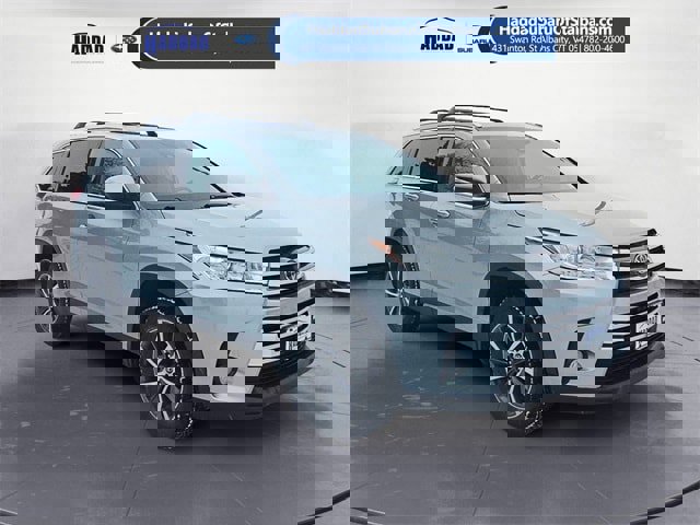 Used 2019 Toyota Highlander SE image 7