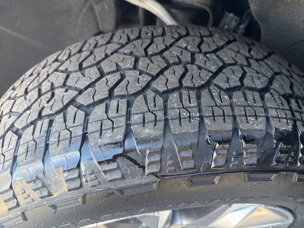 Used 2022 Chevrolet Silverado 1500 LT image 47