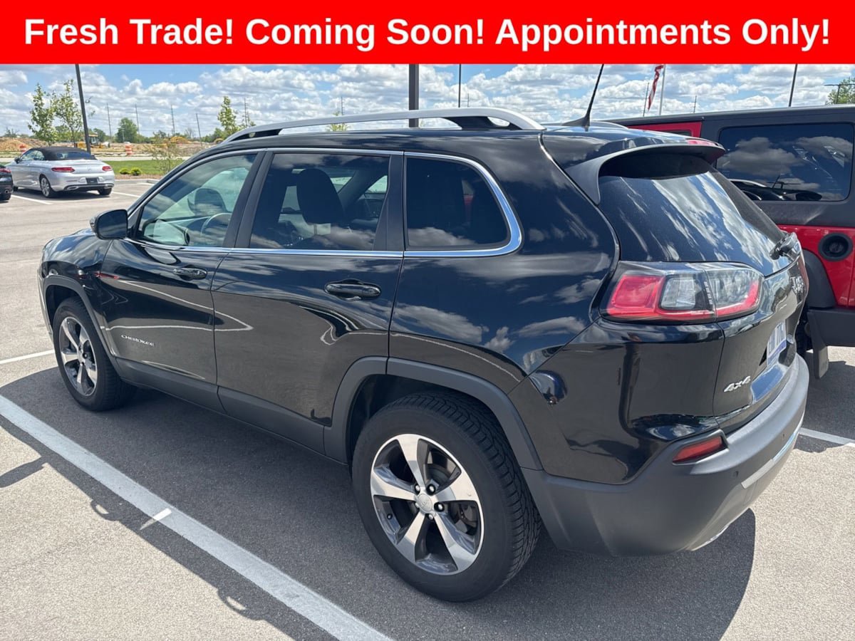 Used 2019 Jeep Cherokee Limited AWD/4WD image 2