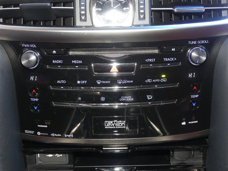 Used 2016 Lexus LX 570 4WD image 39