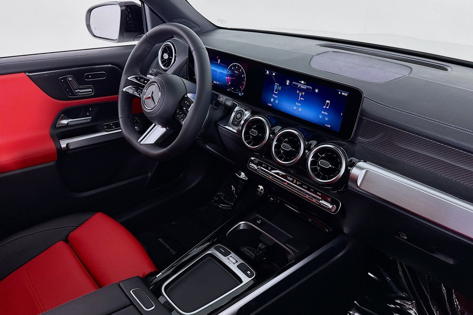 New 2026 Mercedes-Benz GLB 250 image 15