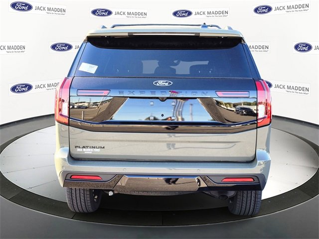 New 2025 Ford Expedition Platinum image 4