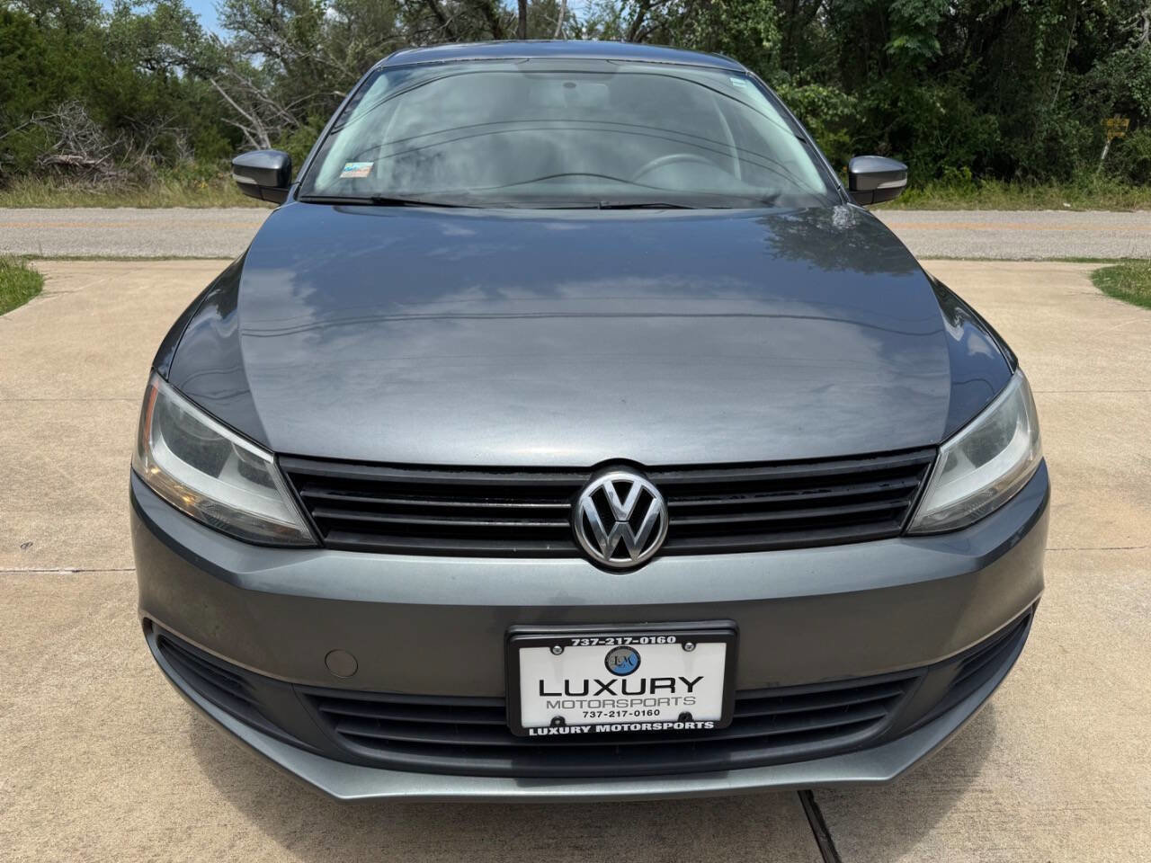 Used 2012 Volkswagen Jetta SE FWD image 3