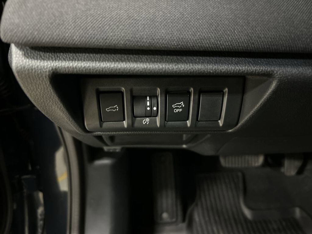 Certified 2025 Subaru Outback Premium image 17