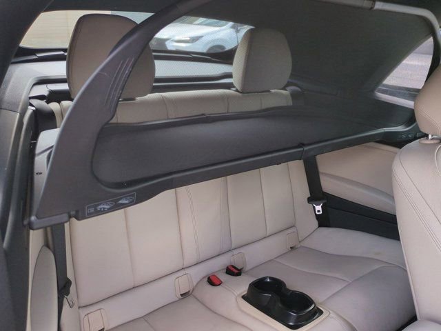 Used 2018 BMW 230i Convertible image 12