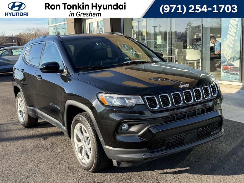 Used 2024 Jeep Compass Latitude