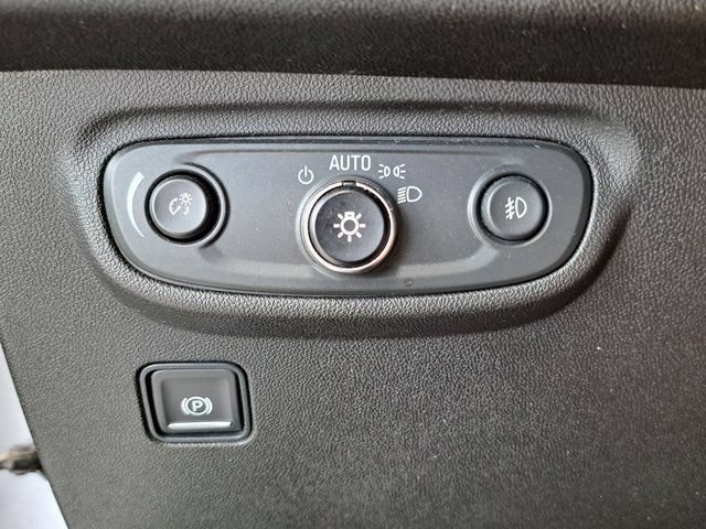 Used 2020 GMC Terrain SLT FWD image 13