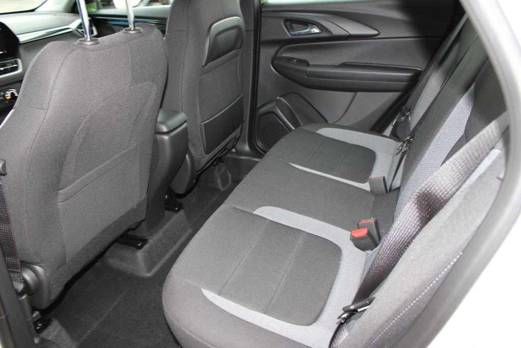 New 2026 Chevrolet TrailBlazer LS image 16